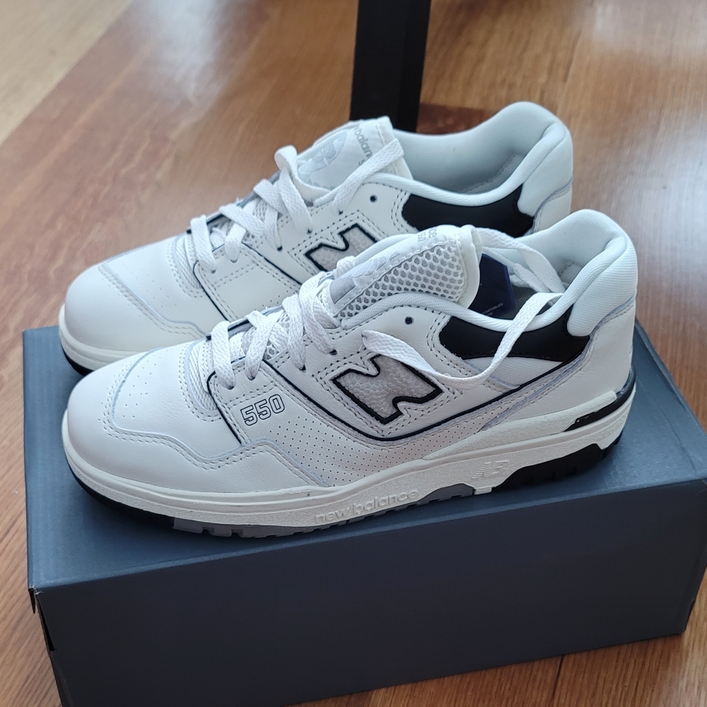 ***NEW*** New Balance 550 "sea salt"